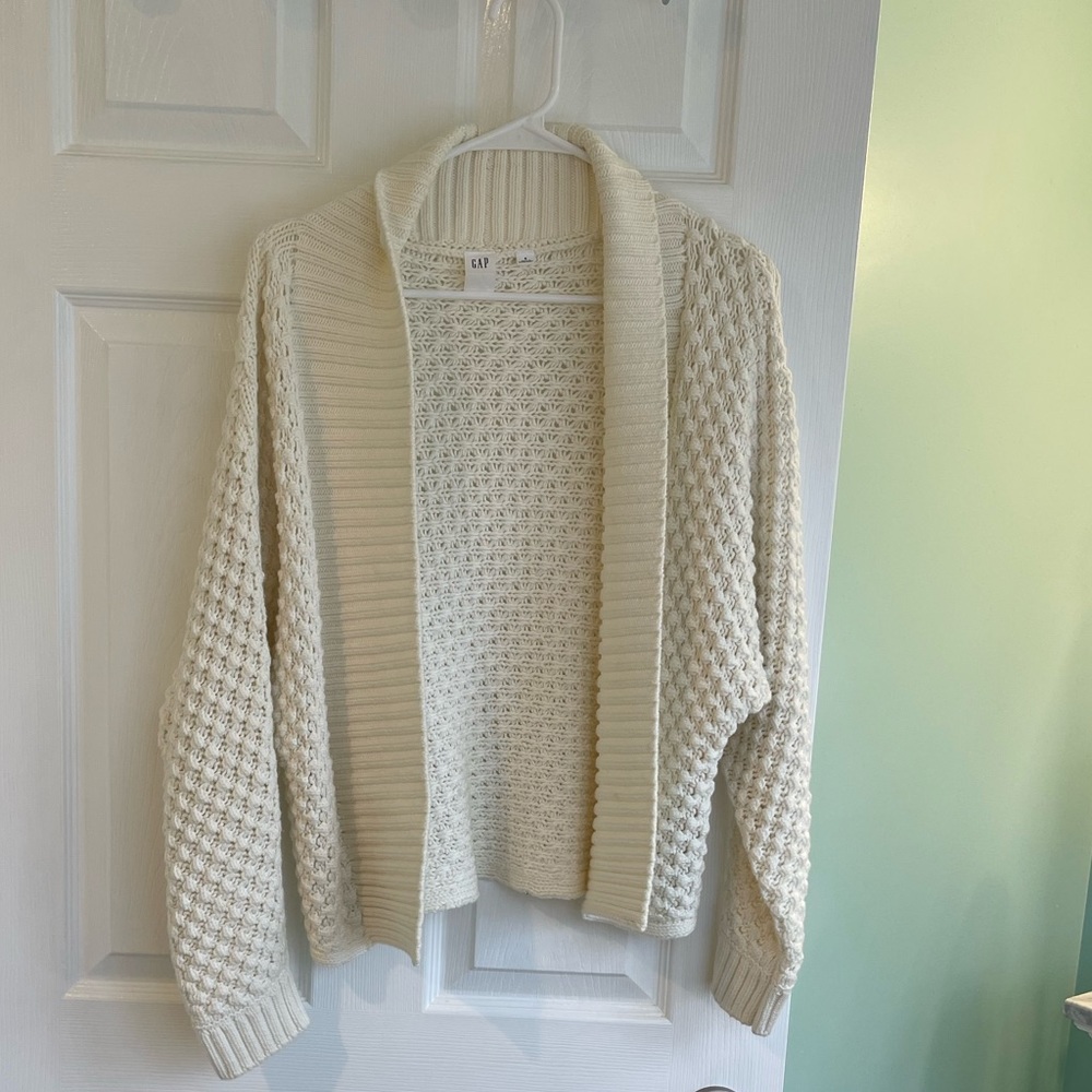 Knit sweater